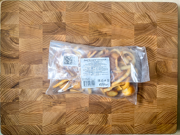 Сыр 150 гр ГОРНЫЙ СЫРОВАР (Ассорти копчёный) в Энгельсе