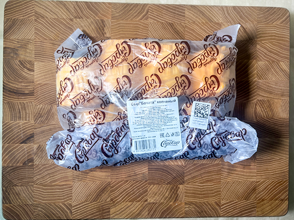 Сыр 1 кг ГОРНЫЙ СЫРОВАР (Бочата копчёный) в Энгельсе